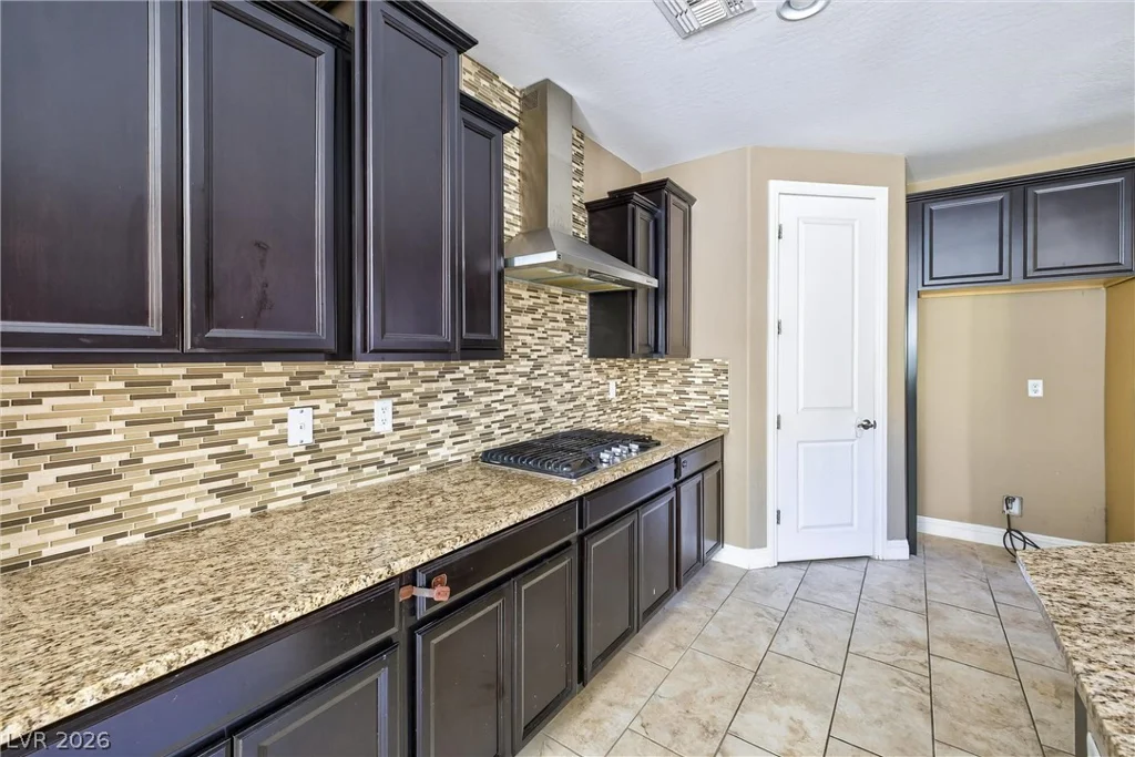 7200 Cotton Bluff, Las Vegas, NV 89148