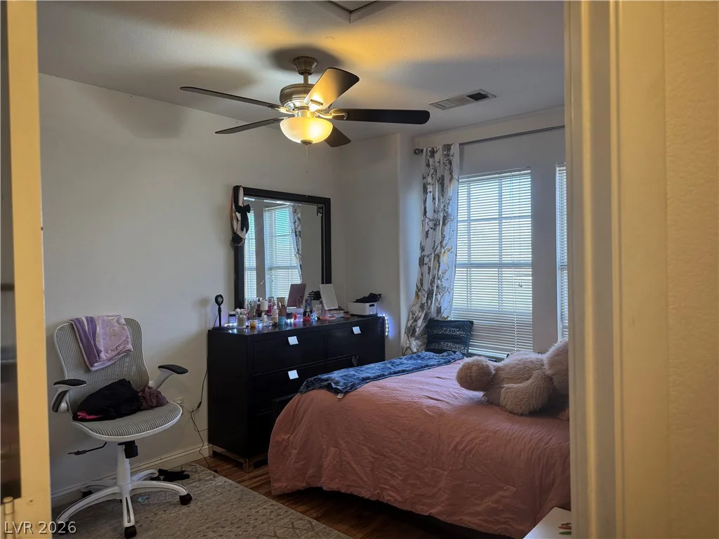 5259 Ladyhawk, Las Vegas, NV 89118