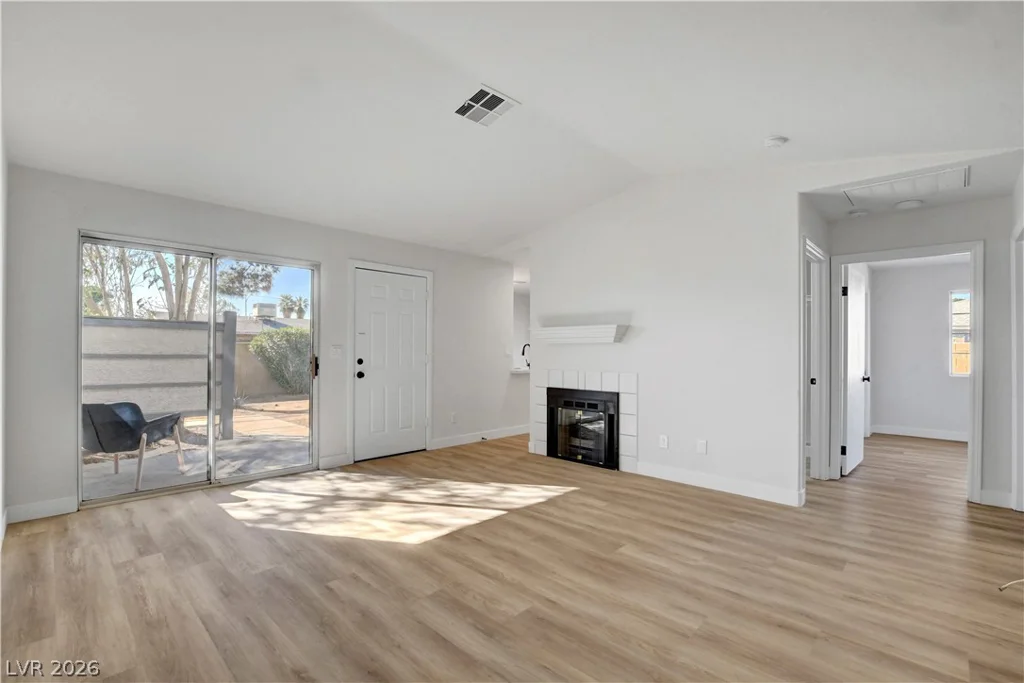 275 Lamb, Las Vegas, NV 89110