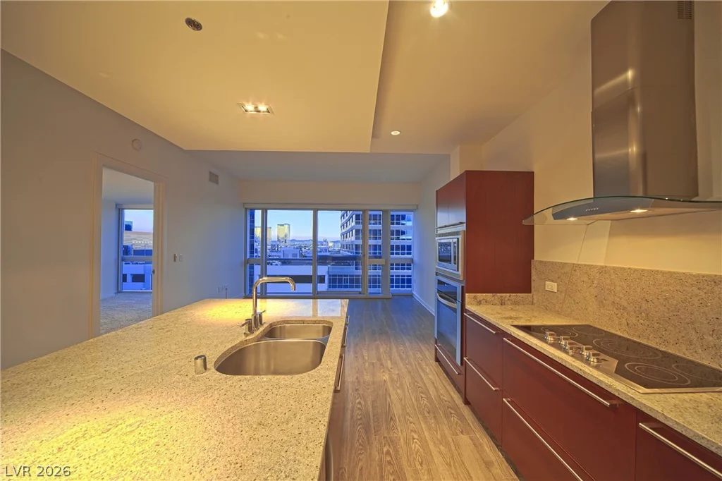 4471 Dean Martin, Las Vegas, NV 89103