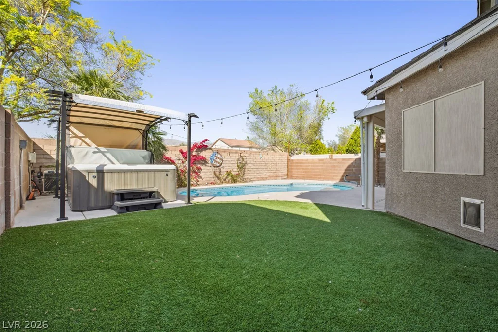 5104 Cascade Pools, Las Vegas, NV 89131