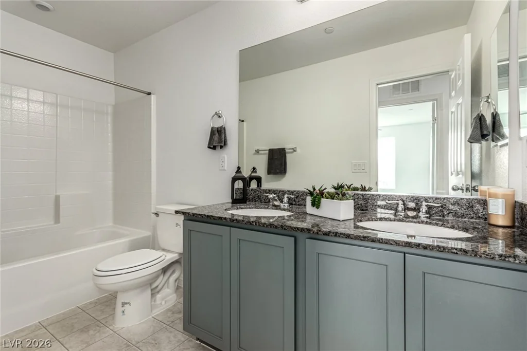 6106 Castle Gardens, Las Vegas, NV 89130