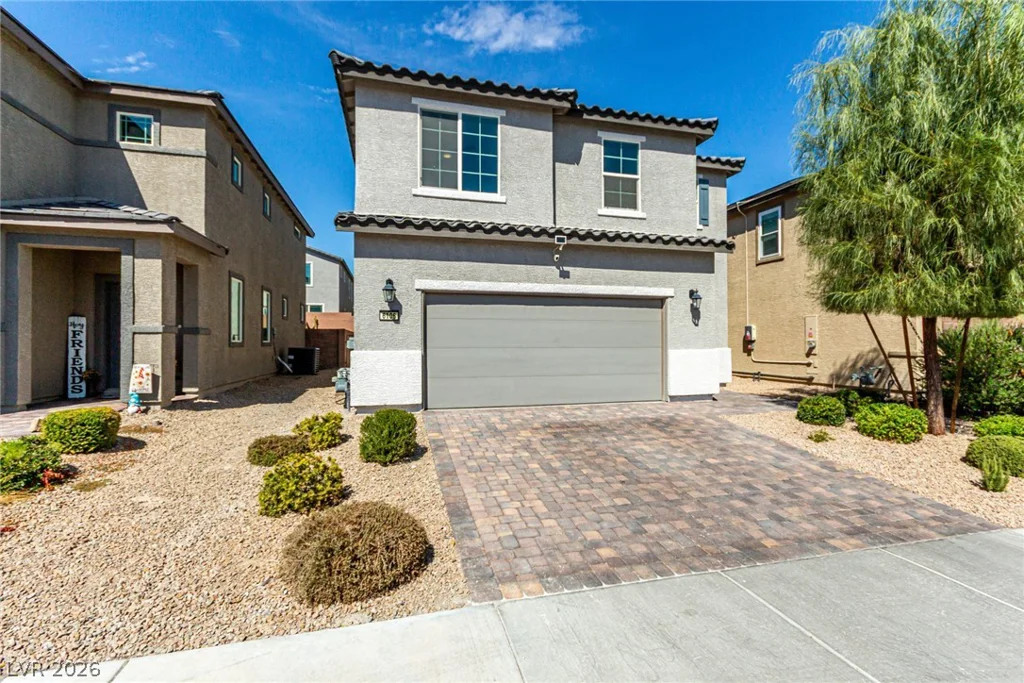 6106 Castle Gardens, Las Vegas, NV 89130