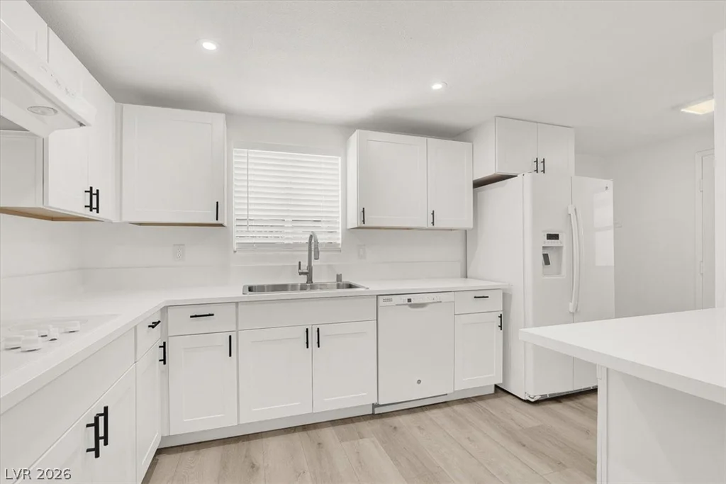 1607 Silver Mesa, Las Vegas, NV 89169