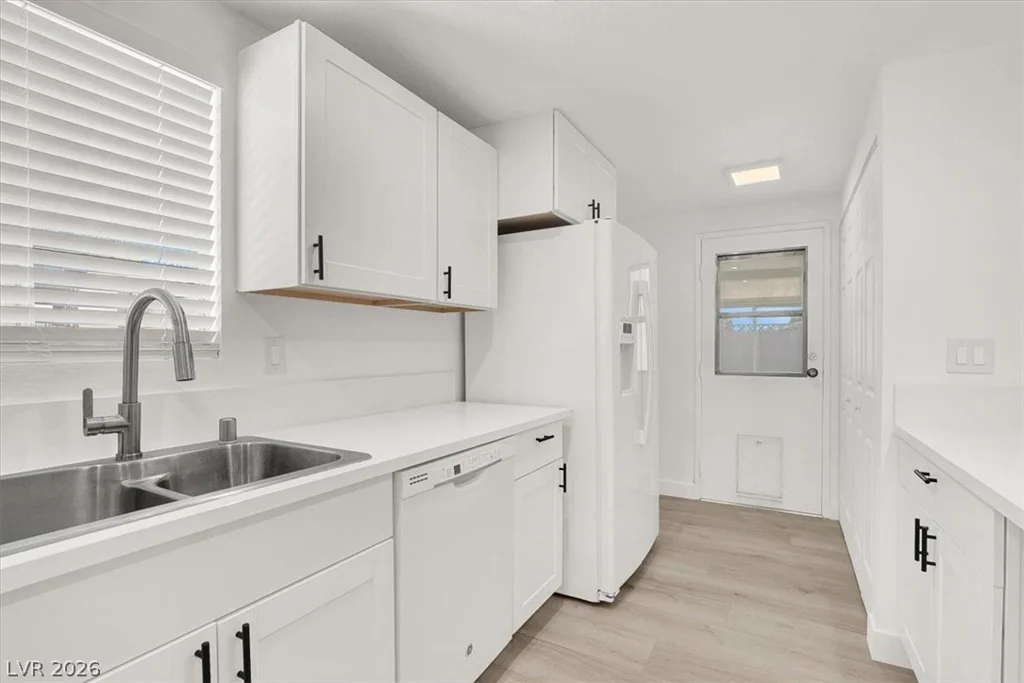 1607 Silver Mesa, Las Vegas, NV 89169