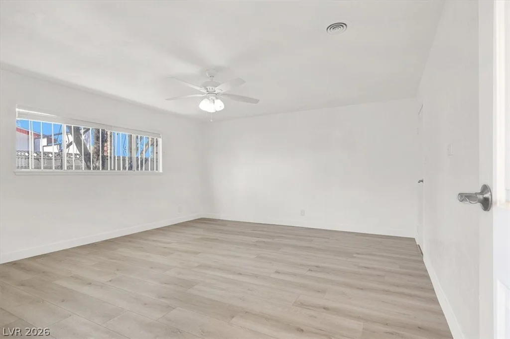 1607 Silver Mesa, Las Vegas, NV 89169