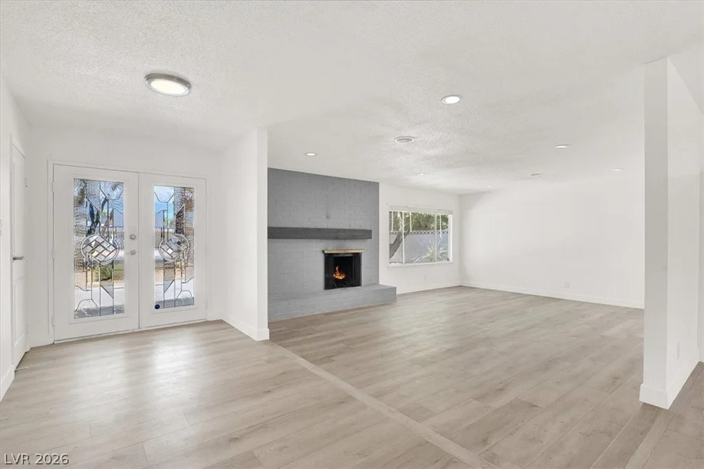 1607 Silver Mesa, Las Vegas, NV 89169