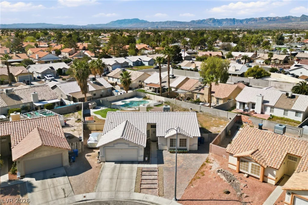 4251 Valley Royal, North Las Vegas, NV 89032