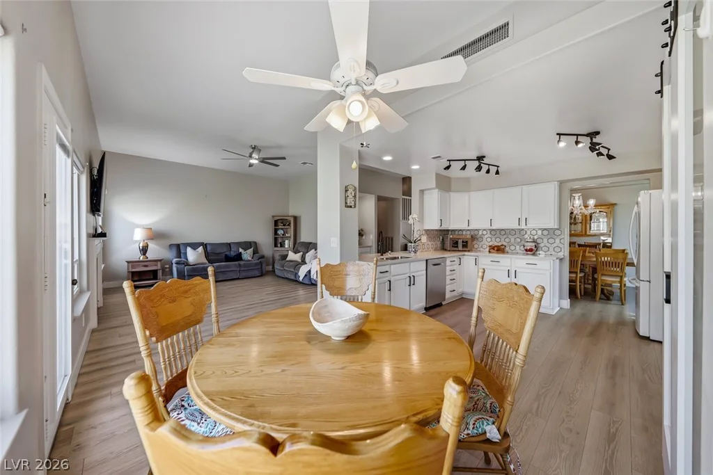 5004 Desert Fir, Las Vegas, NV 89130
