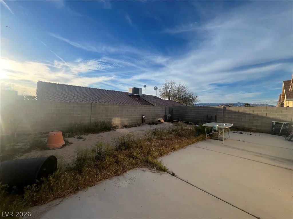 2881 Prestonwood, Las Vegas, NV 89156