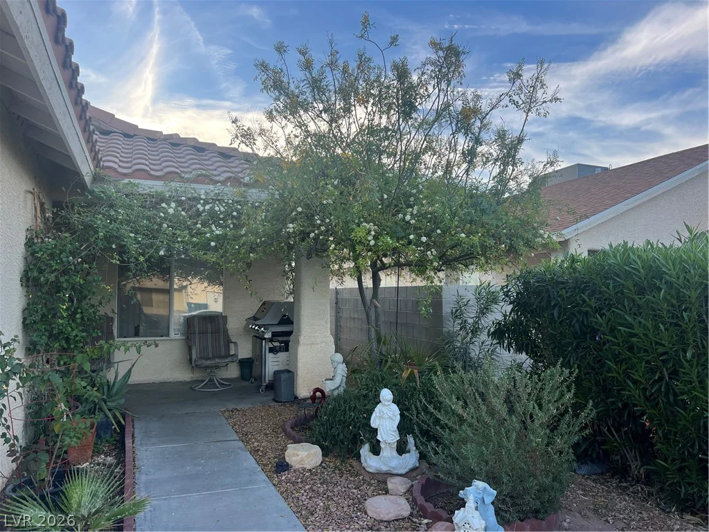 2881 Prestonwood, Las Vegas, NV 89156