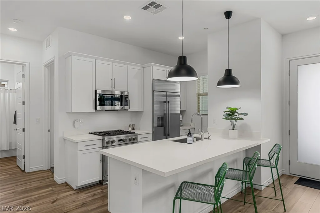 933 Belleforte, Las Vegas, NV 89138
