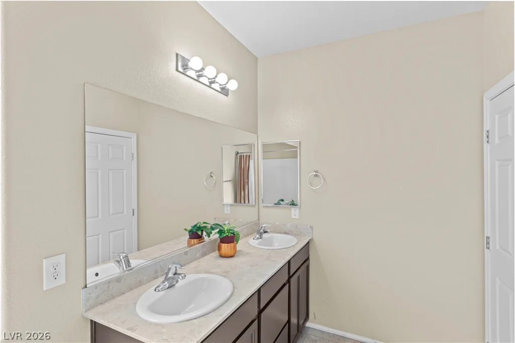 7906 Woolly, Las Vegas, NV 89149