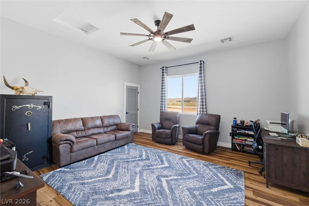 601 Helen, Pahrump, NV 89060