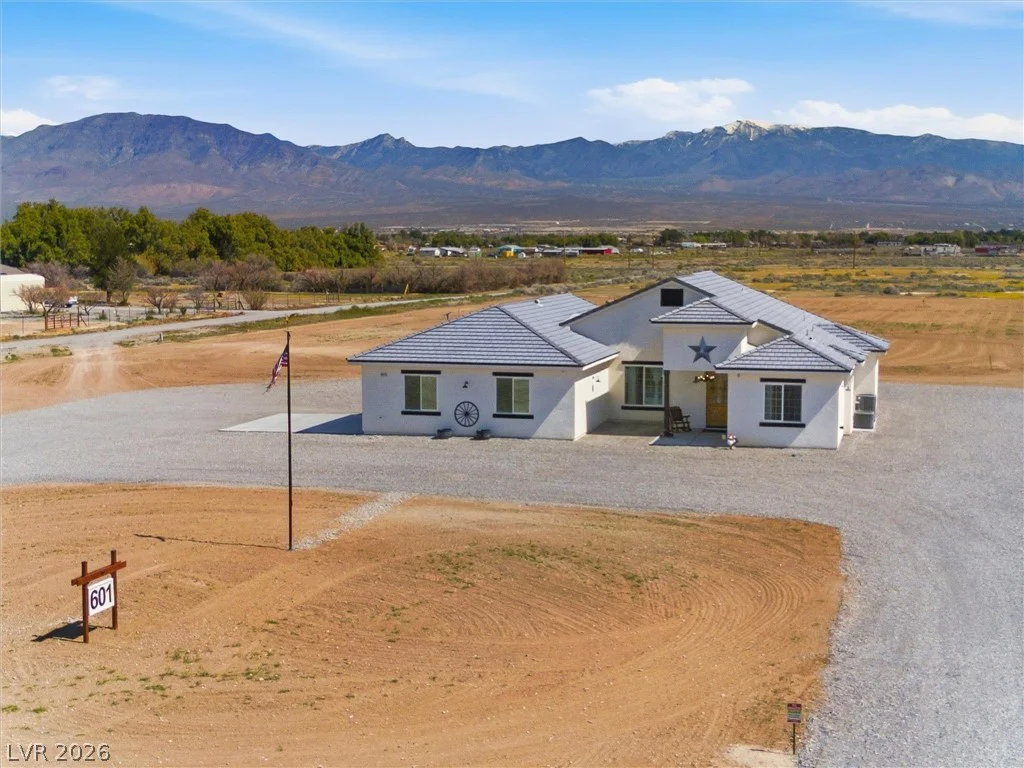 601 Helen, Pahrump, NV 89060
