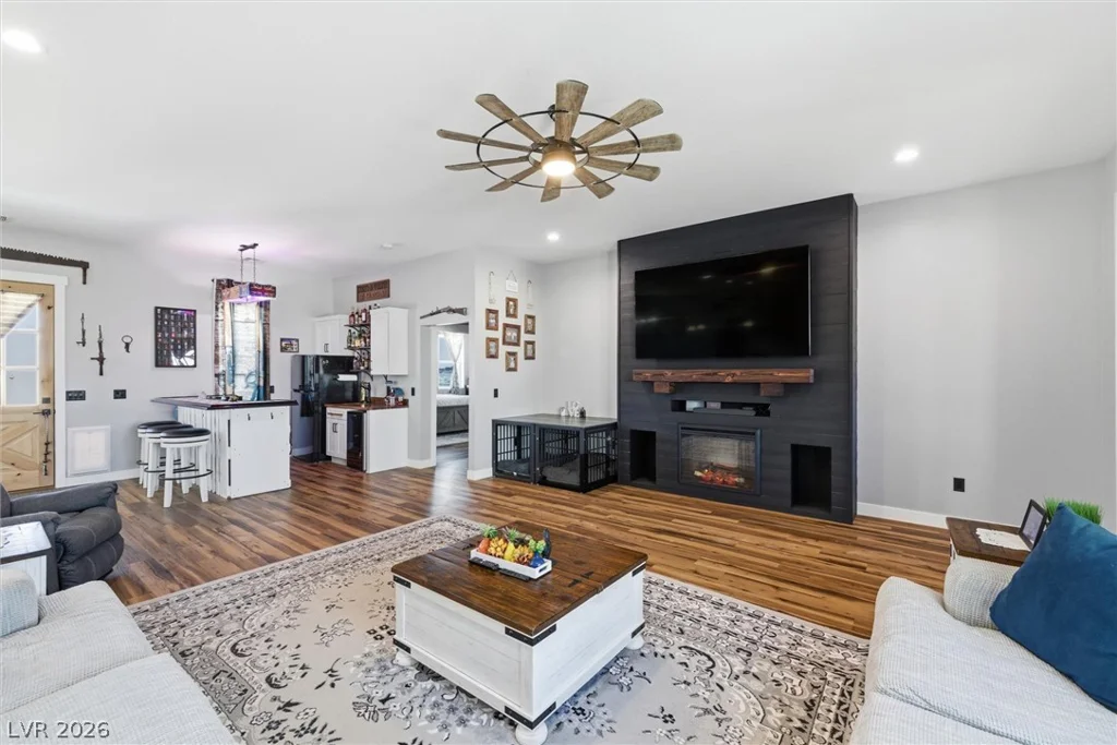 601 Helen, Pahrump, NV 89060