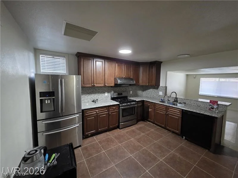 7184 Pleasant View, Las Vegas, NV 89147
