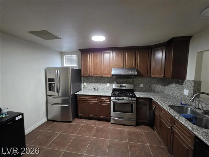 7184 Pleasant View, Las Vegas, NV 89147
