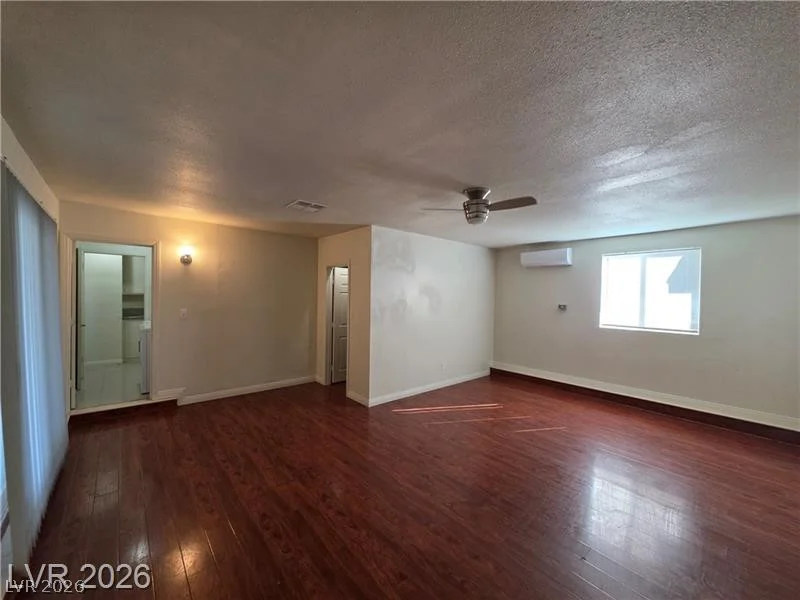 7184 Pleasant View, Las Vegas, NV 89147
