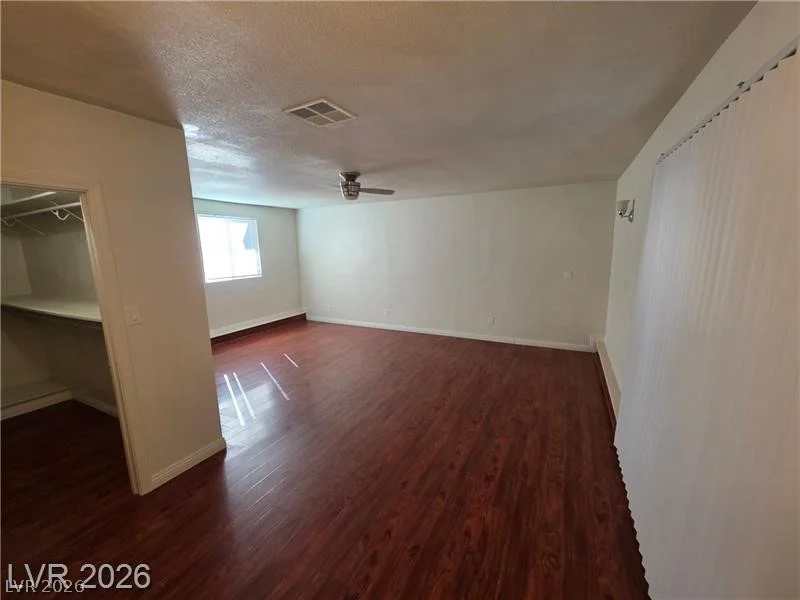 7184 Pleasant View, Las Vegas, NV 89147