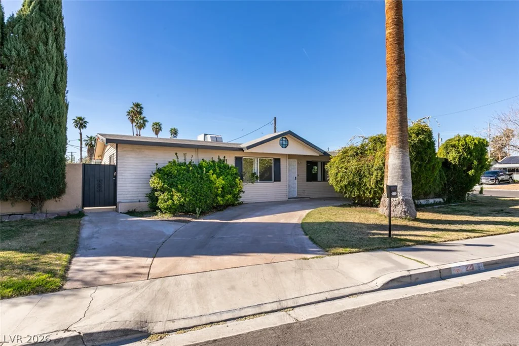 2211 Frontier, Las Vegas, NV 89106