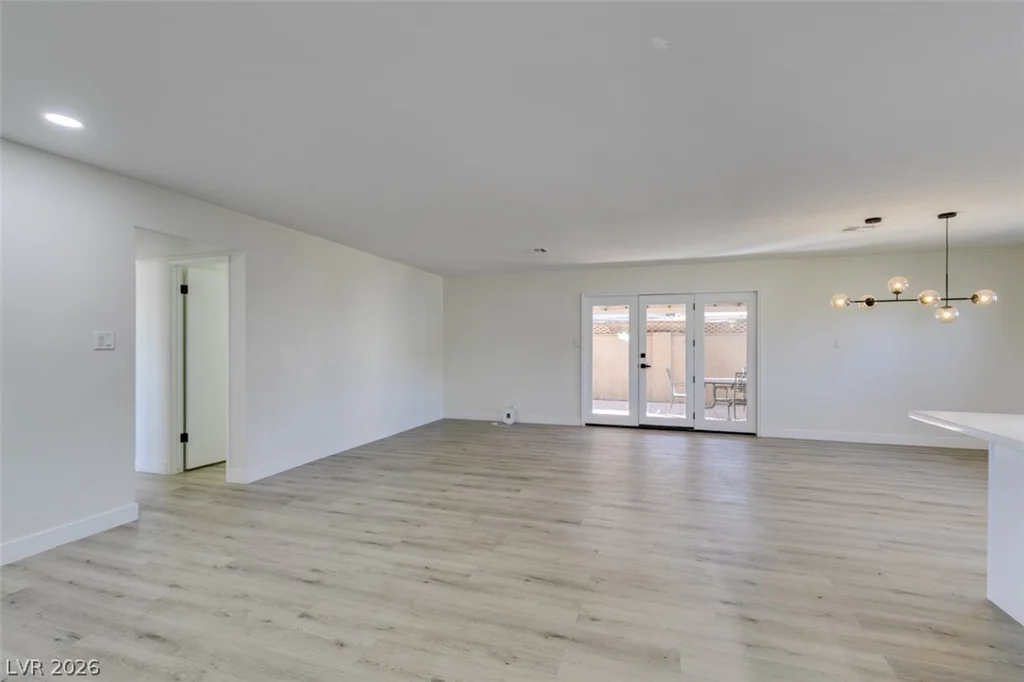 2211 Frontier, Las Vegas, NV 89106