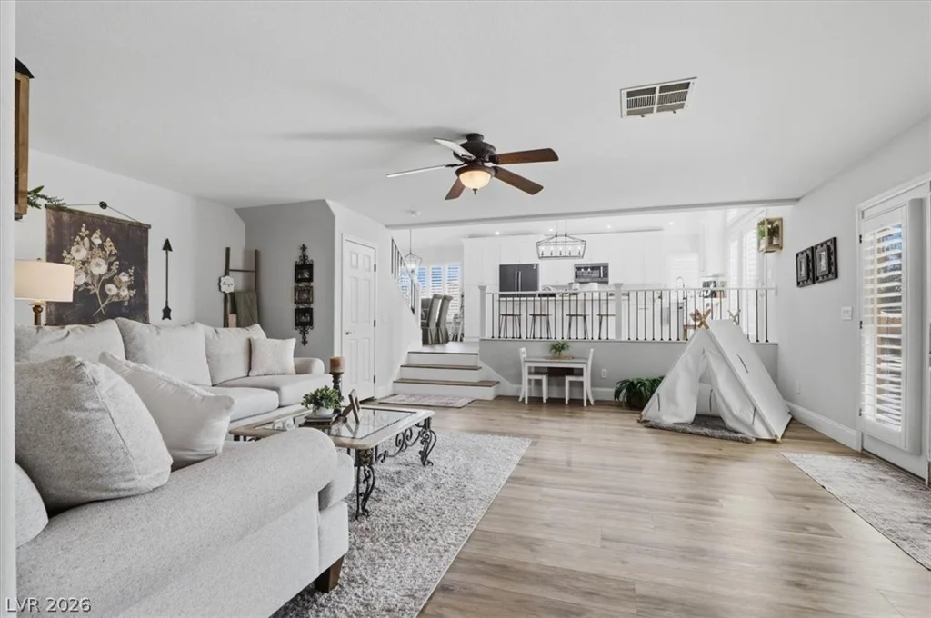 8213 Fawn Brook, Las Vegas, NV 89149