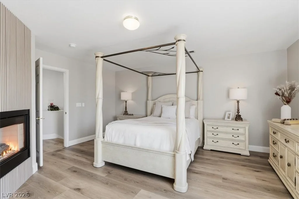 8213 Fawn Brook, Las Vegas, NV 89149