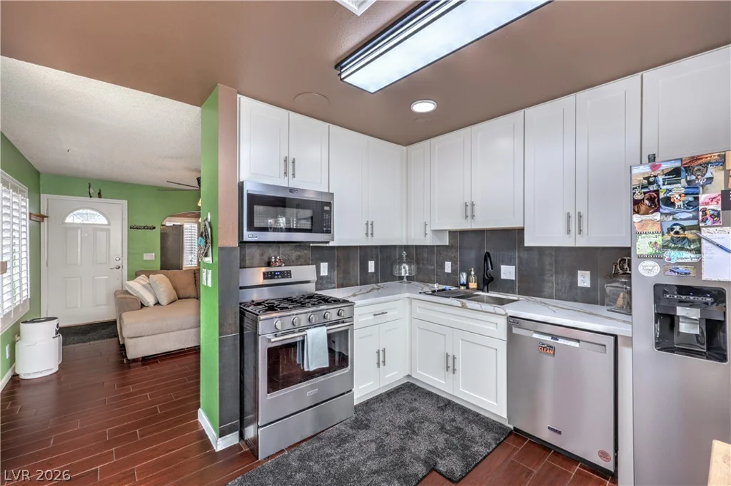4760 Willow Crest, Las Vegas, NV 89147