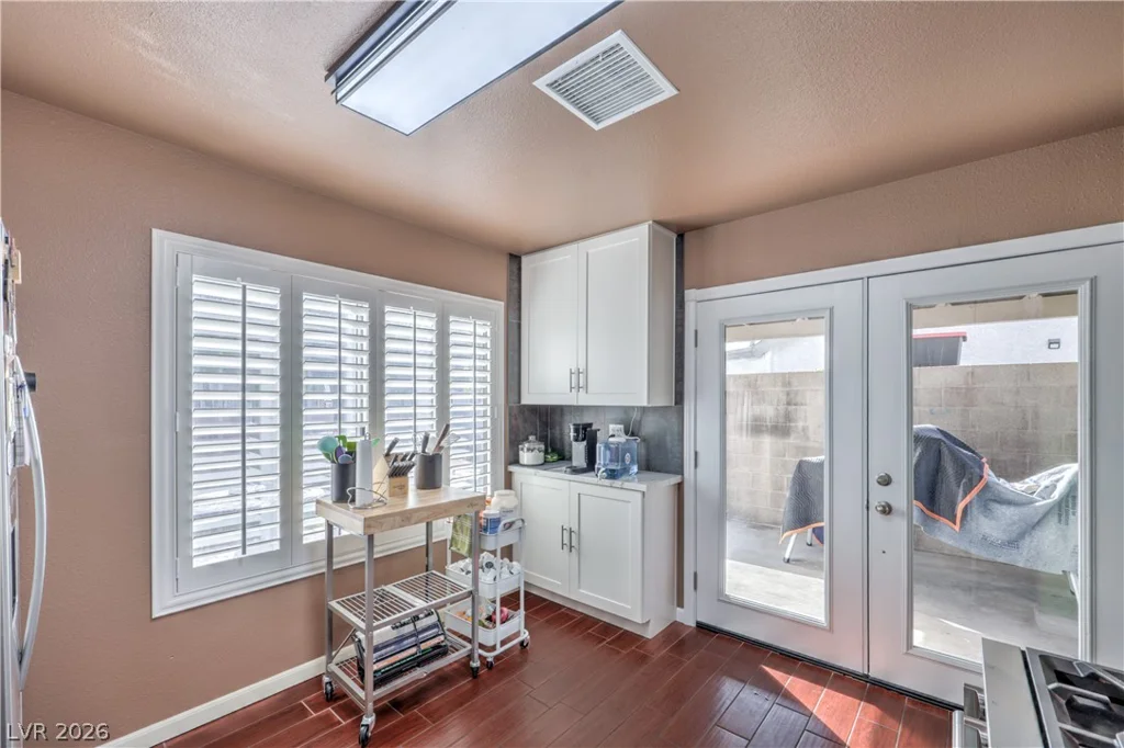 4760 Willow Crest, Las Vegas, NV 89147