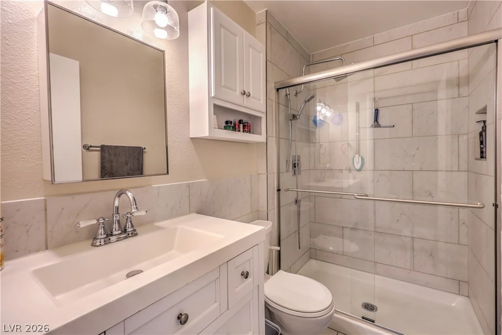 4760 Willow Crest, Las Vegas, NV 89147