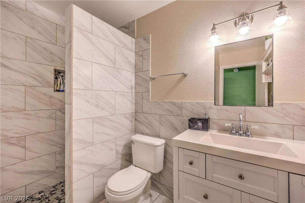 4760 Willow Crest, Las Vegas, NV 89147