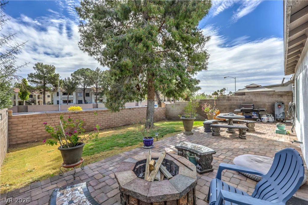 4760 Willow Crest, Las Vegas, NV 89147
