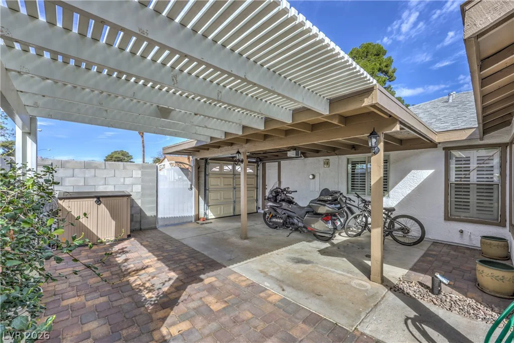 4760 Willow Crest, Las Vegas, NV 89147