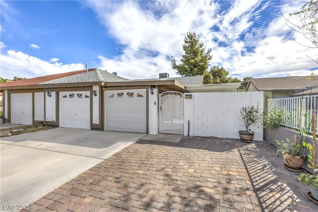 4760 Willow Crest, Las Vegas, NV 89147