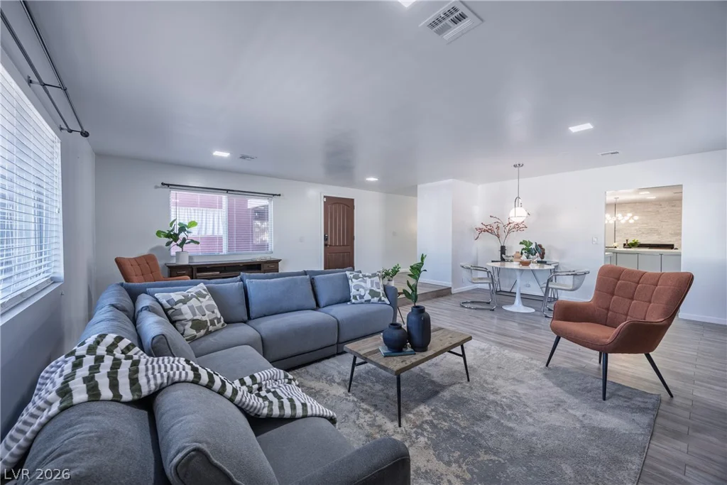 2221 Mohawk, Las Vegas, NV 89146