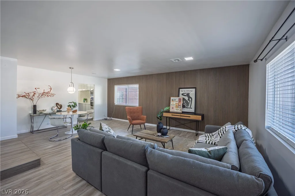 2221 Mohawk, Las Vegas, NV 89146