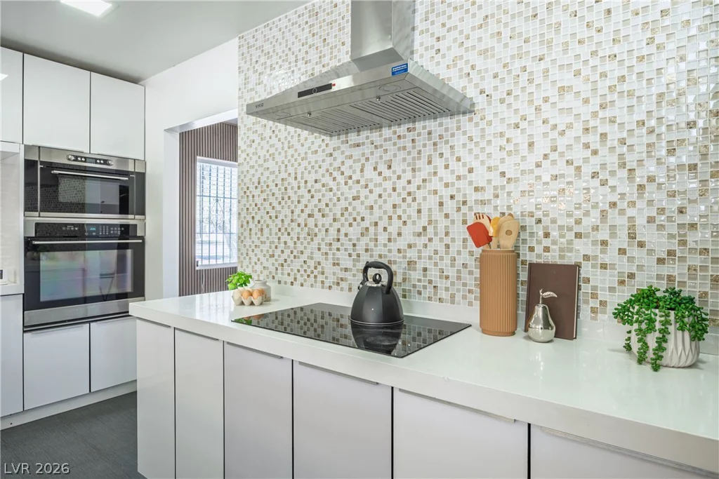 2221 Mohawk, Las Vegas, NV 89146
