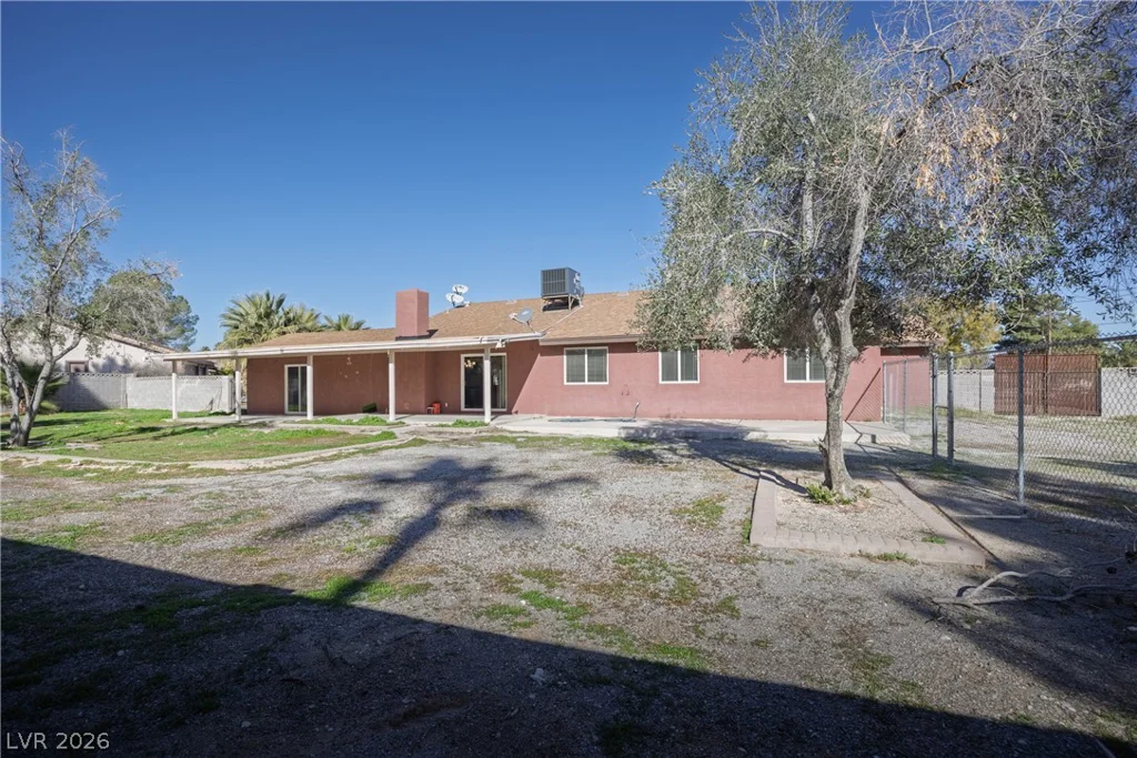2221 Mohawk, Las Vegas, NV 89146