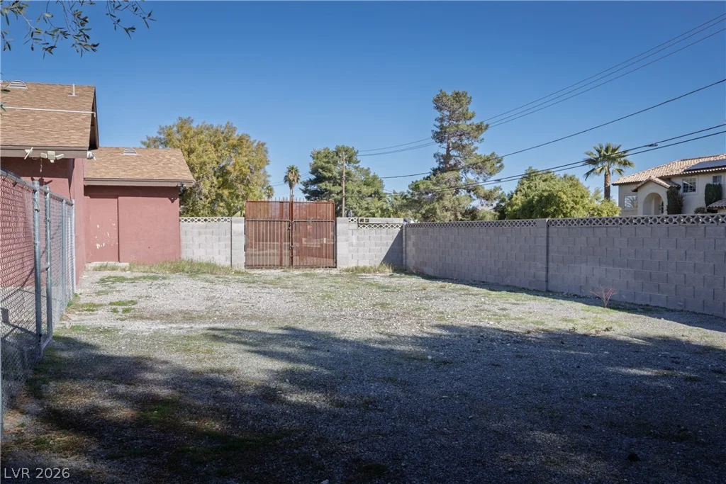 2221 Mohawk, Las Vegas, NV 89146