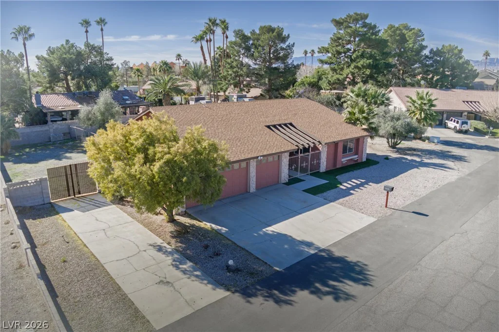 2221 Mohawk, Las Vegas, NV 89146