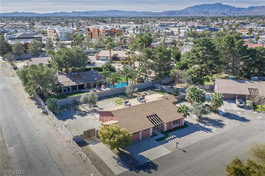 2221 Mohawk, Las Vegas, NV 89146