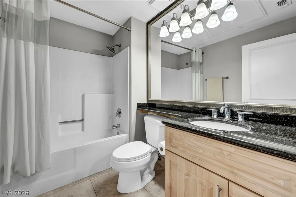 220 Flamingo, Las Vegas, NV 89169
