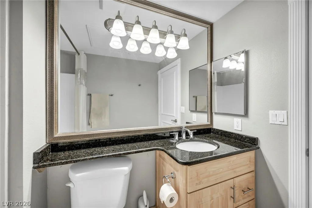 220 Flamingo, Las Vegas, NV 89169