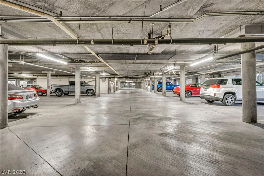 220 Flamingo, Las Vegas, NV 89169