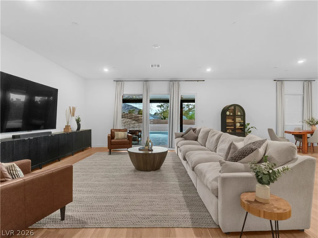 153 Montevallo Bend, Henderson, NV 89015