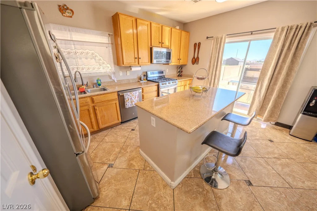 6074 Darnley, North Las Vegas, NV 89081