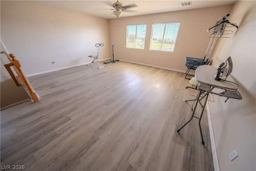 6074 Darnley, North Las Vegas, NV 89081