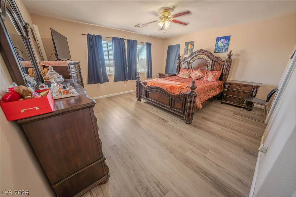 6074 Darnley, North Las Vegas, NV 89081