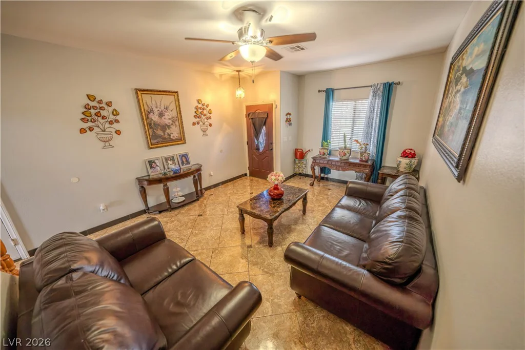 6074 Darnley, North Las Vegas, NV 89081